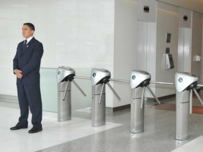 Serviços de Controlador de Acesso